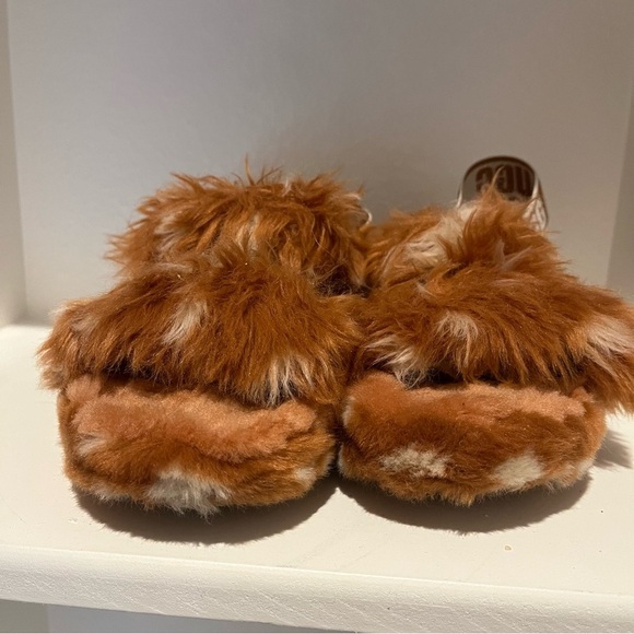 Ugg Oh Yeah Spots Natural Orange & White Furry Slippers- 8 - Picture 8 of 10